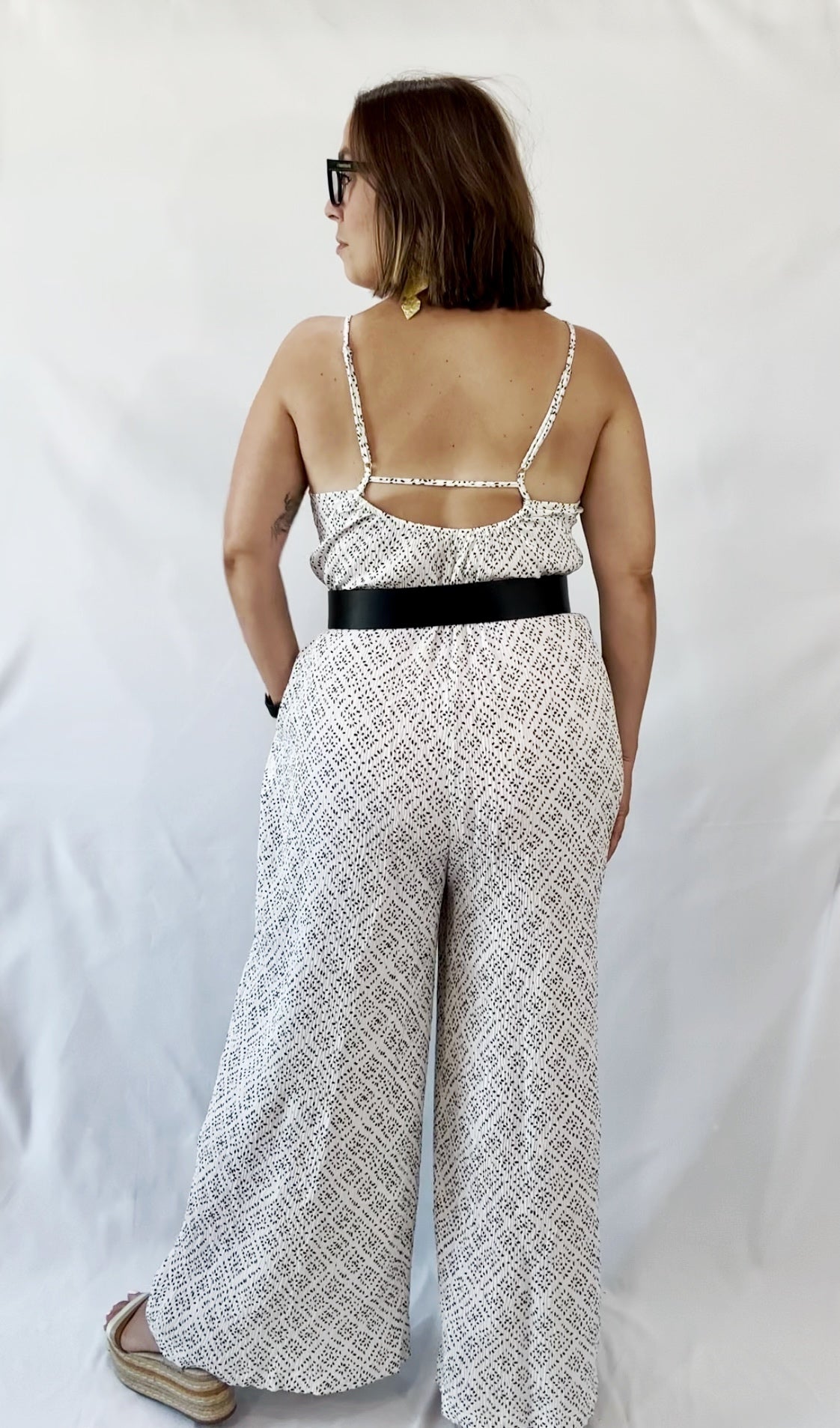 Sleeveless Wide Leg Jumpsuit with Pockets White Dotted