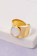 Margot Mother Pearl Gold Ring