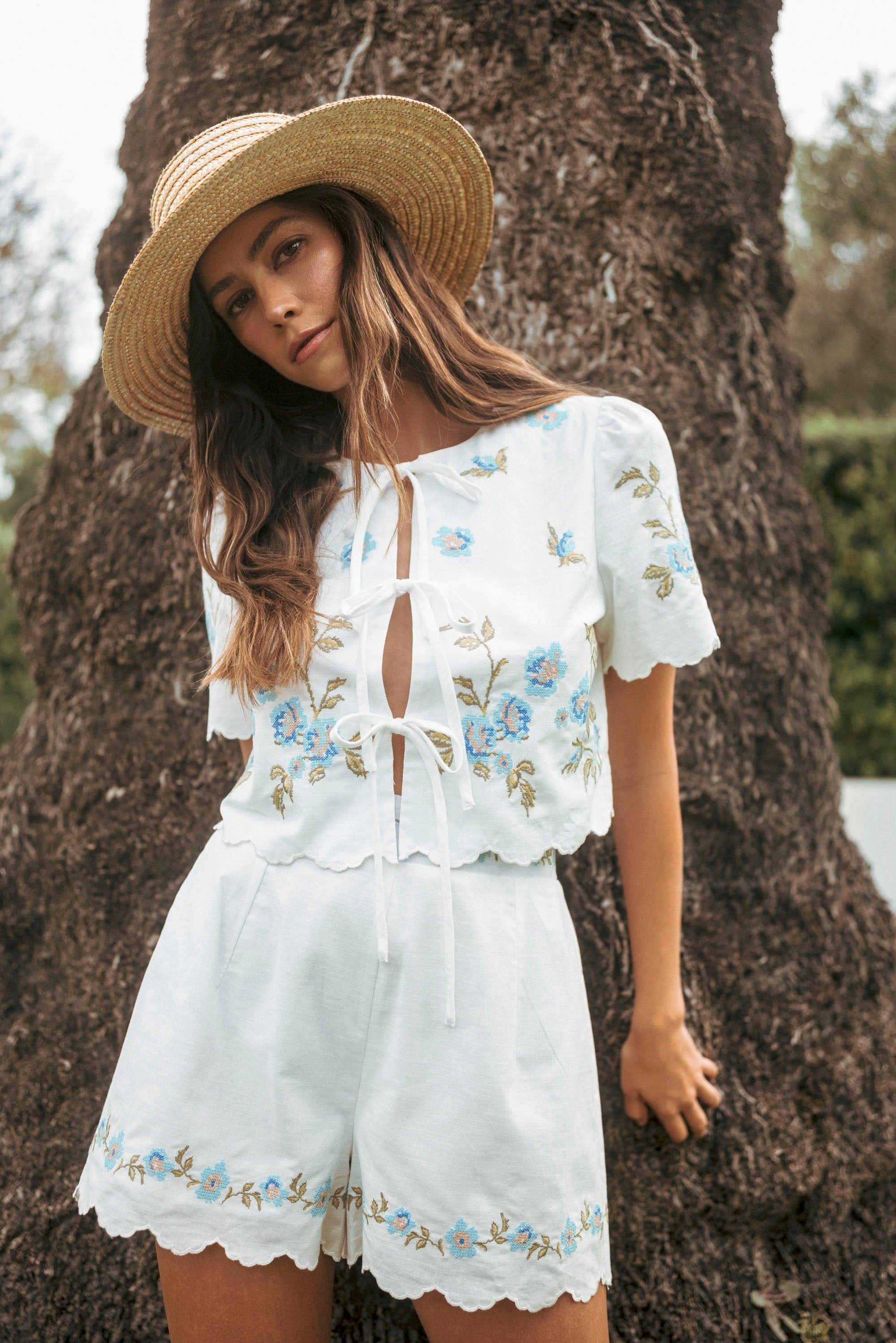 Adrianna Floral Embroidered Shorts White