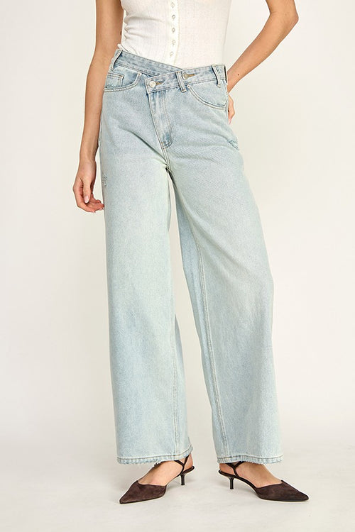 Valentina Crossover Wide Leg Jean
