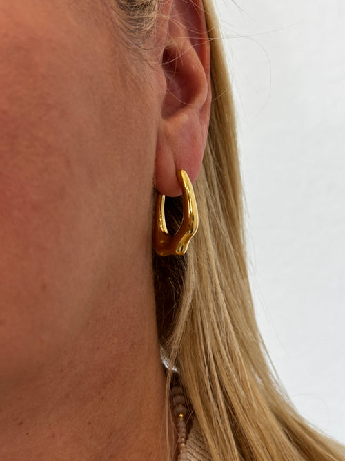 Juno Abstract Hoops Gold