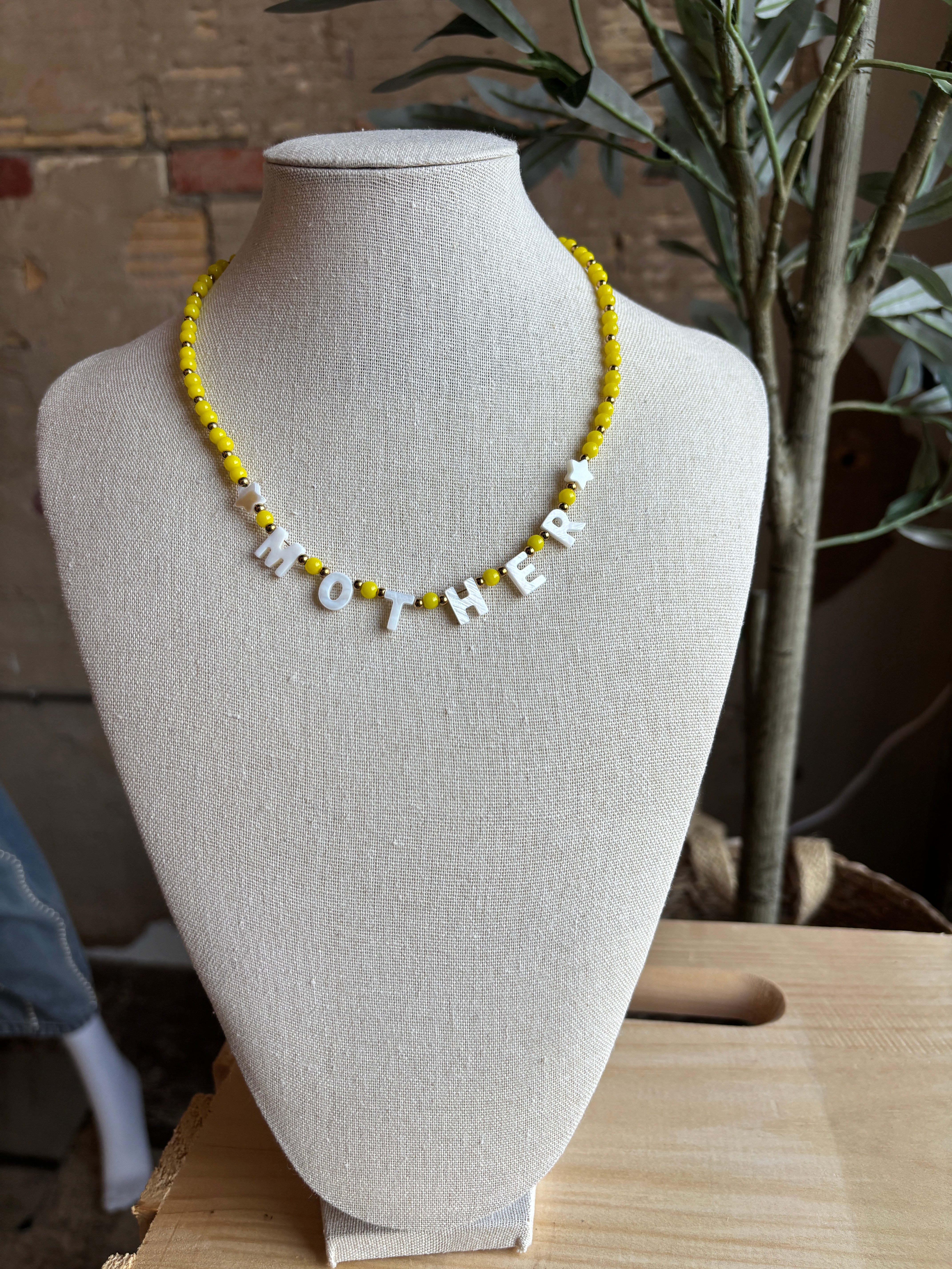 Paula Mother Glass Beaded Necklace - Yellow