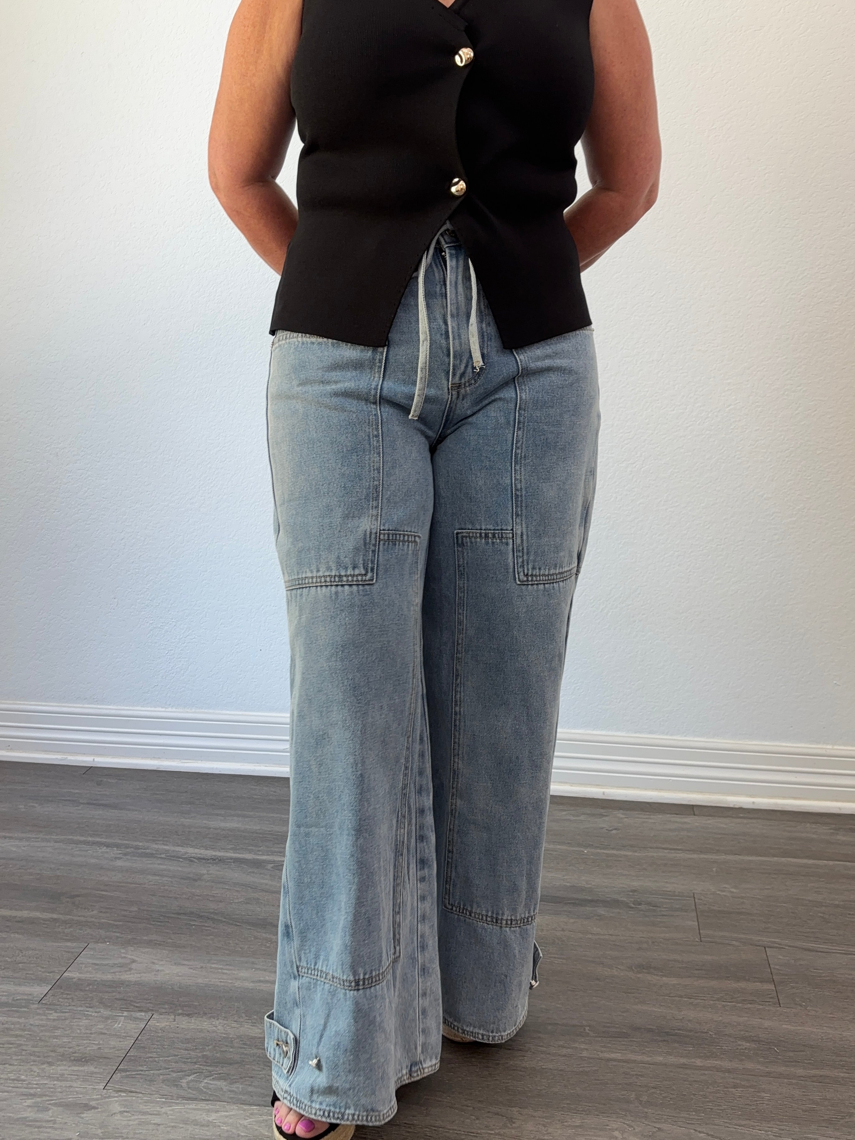 Patch Wide Leg Jeans