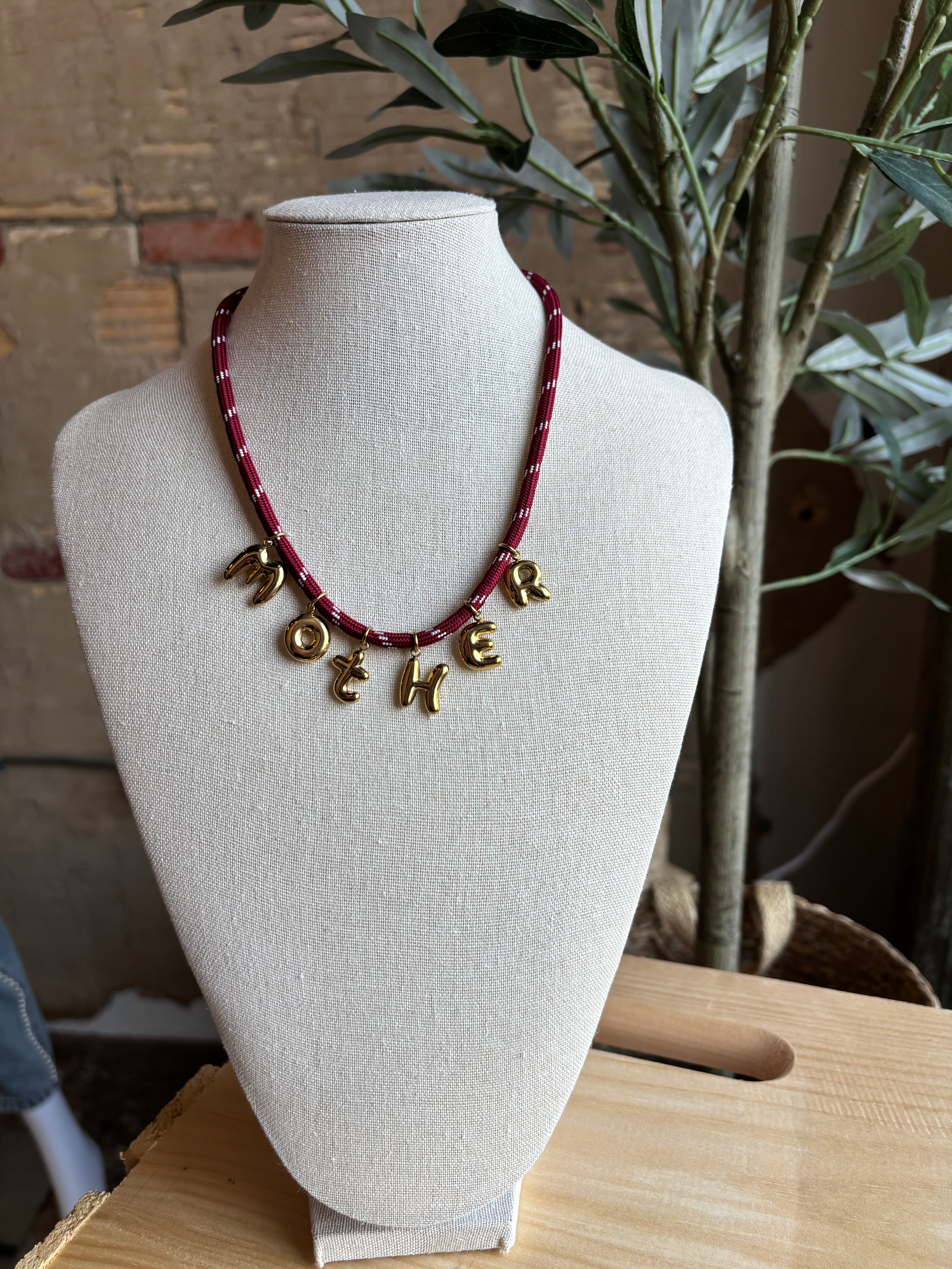 Ginny Mother Necklace - Burgandy/Gold
