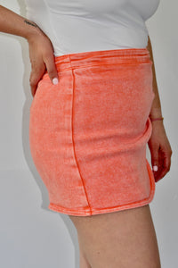 Skort Coral Acid Washed
