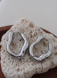 Darcy Oval Hoop Earring - Silver